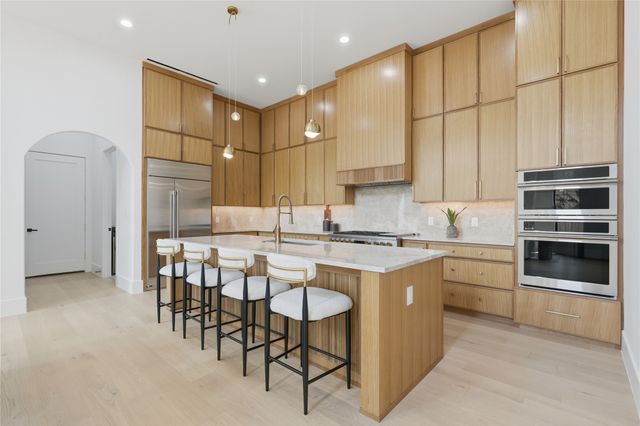 6038 Prospect Avenue, Dallas, TX 75206