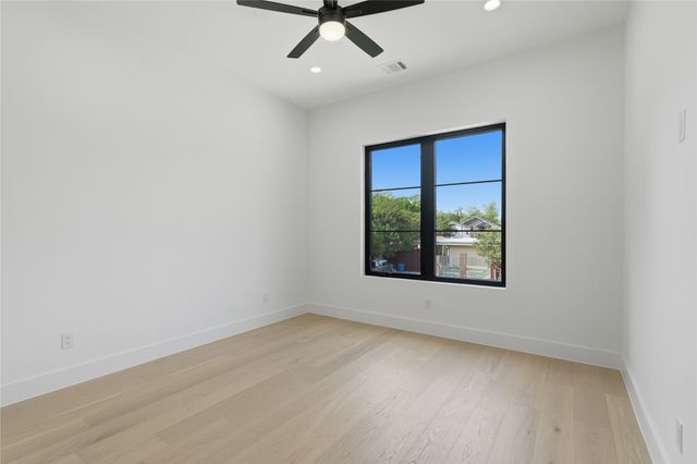 6038 Prospect Avenue, Dallas, TX 75206