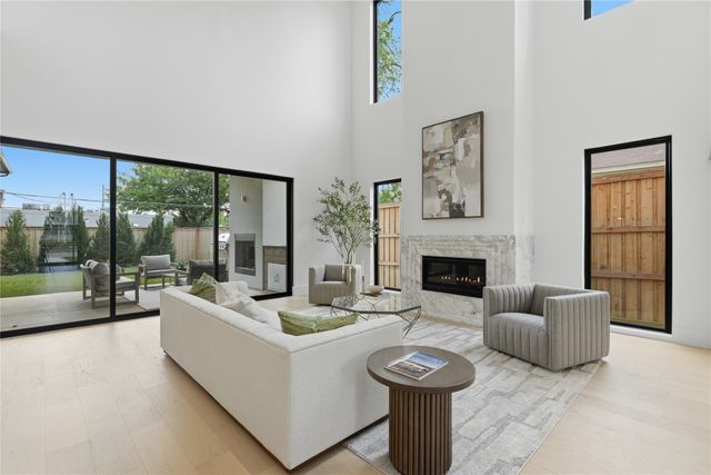 6038 Prospect Avenue, Dallas, TX 75206