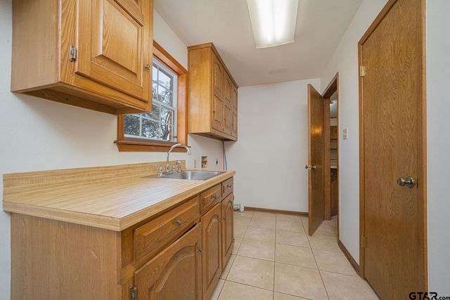 2613 CR 4760, Winnsboro, TX 75494