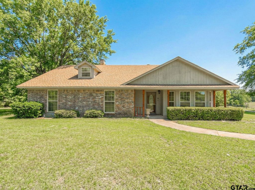 2613 CR 4760, Winnsboro, TX 75494