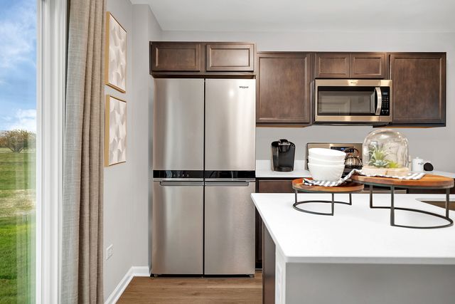 602 Adirondack Drive, Joliet, IL 60436