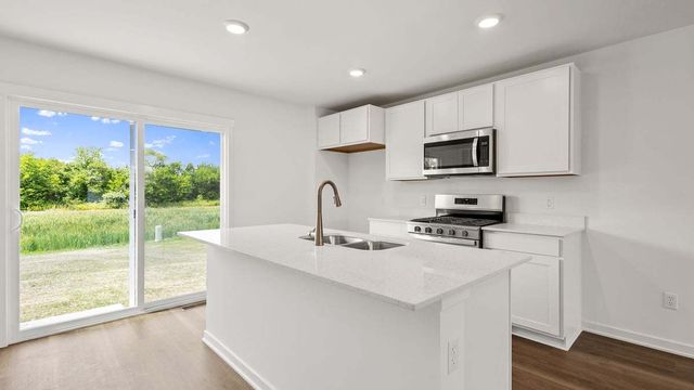 602 Adirondack Drive, Joliet, IL 60436