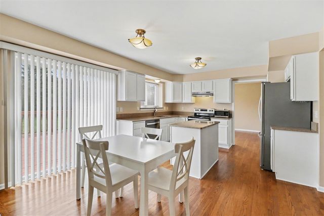 5910 Cedar Ridge Drive, Ann Arbor, MI 48103