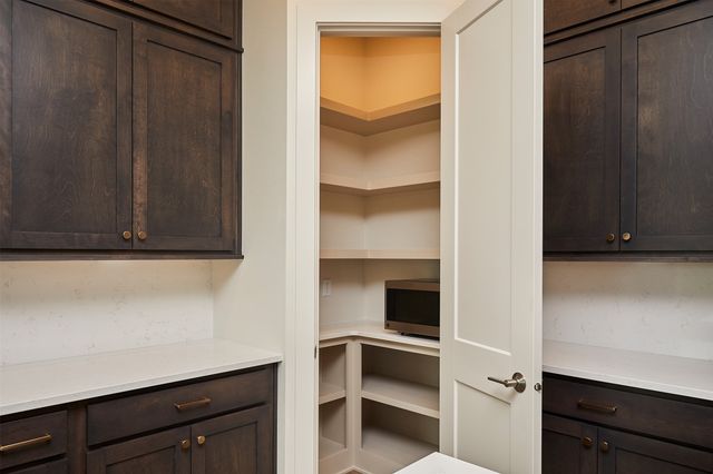 1360 SE Menlo Drive, Waukee, IA 50263