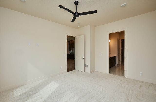 1360 SE Menlo Drive, Waukee, IA 50263