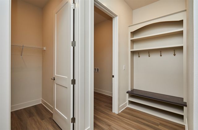 1360 SE Menlo Drive, Waukee, IA 50263