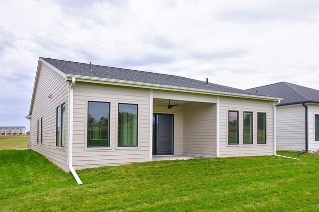 1360 SE Menlo Drive, Waukee, IA 50263