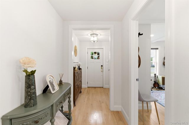 238 Woodlawn Avenue, Saint James, NY 11780
