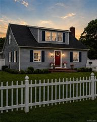 238 Woodlawn Avenue, Saint James, NY 11780