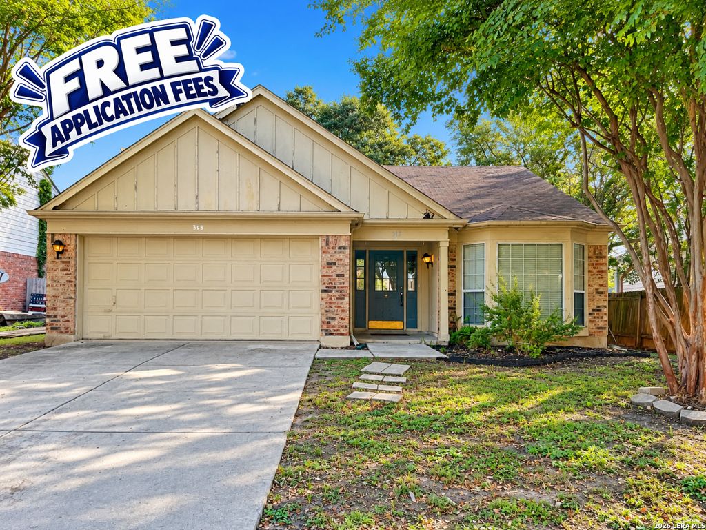 313 BURKWOOD LN, Cibolo, TX 78108