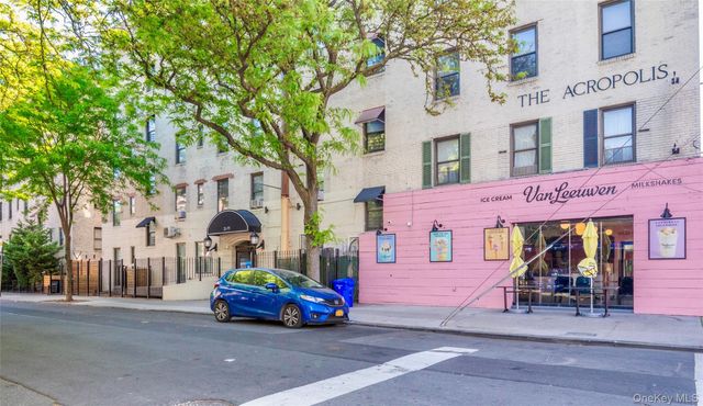 21-77 33rd Street 2A, Astoria, NY 11105