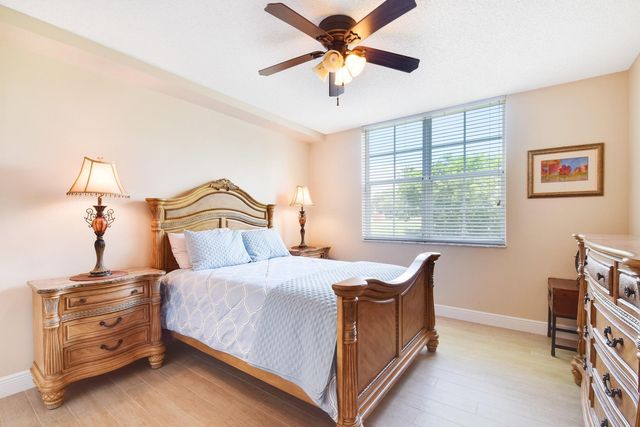 11740 St Andrews Place, Wellington, FL 33414