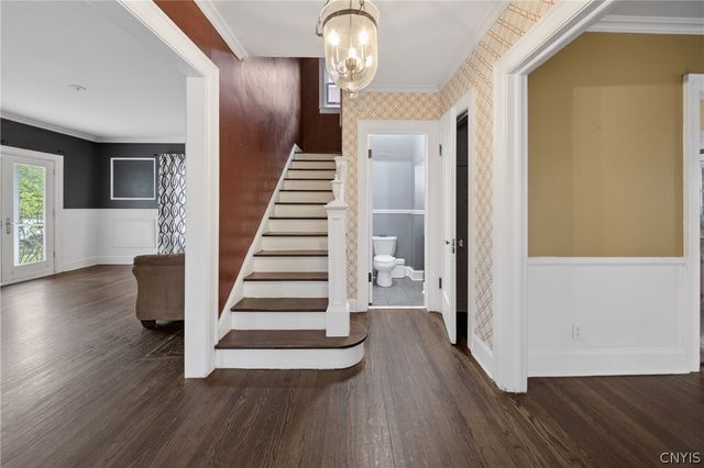 142 Hampton Road, Syracuse, NY 13203