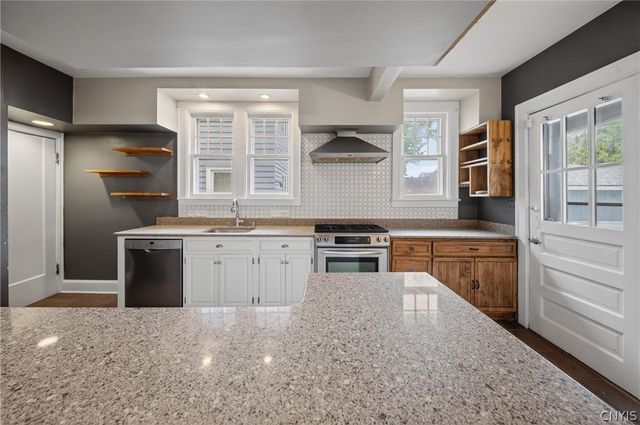 142 Hampton Road, Syracuse, NY 13203