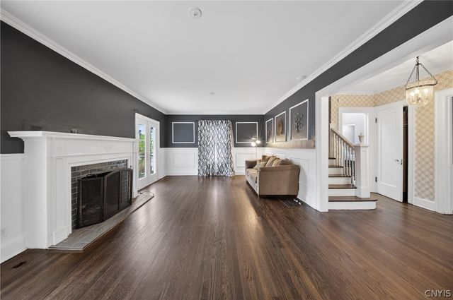142 Hampton Road, Syracuse, NY 13203