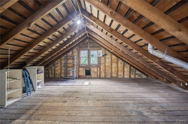 142 Hampton Road, Syracuse, NY 13203