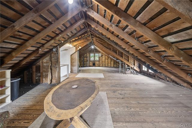 142 Hampton Road, Syracuse, NY 13203