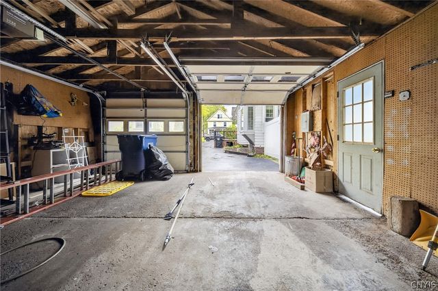 142 Hampton Road, Syracuse, NY 13203