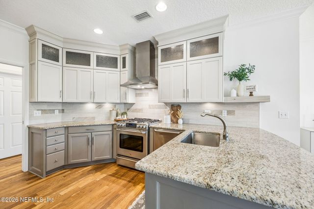 205 OAK POINT Lane, Ponte Vedra Beach, FL 32082