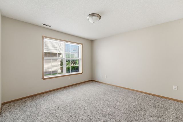 4632 McDougal Lane NE, Ankeny, IA 50023