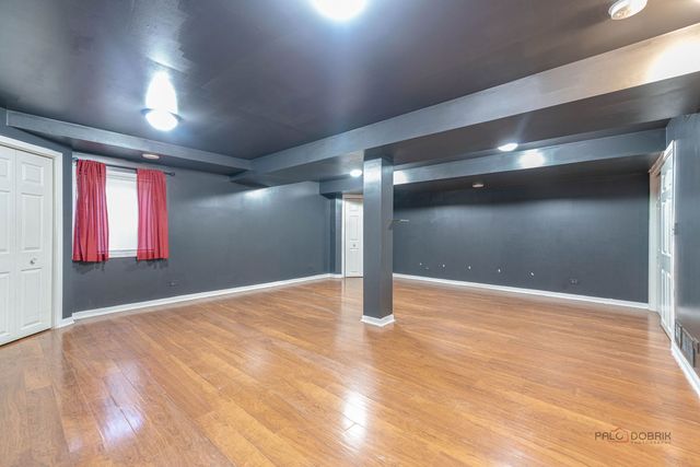 532 S Jade Lane, Round Lake, IL 60073