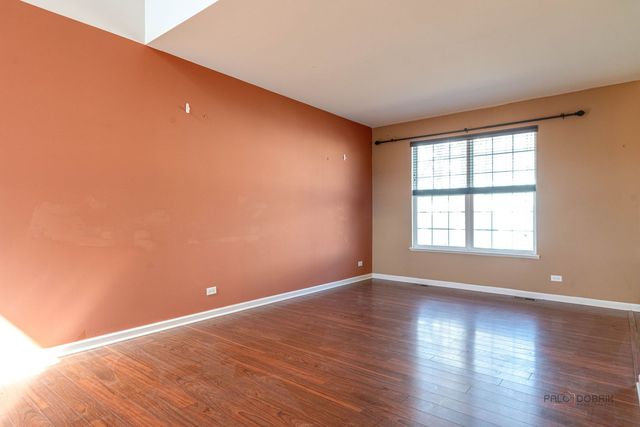 532 S Jade Lane, Round Lake, IL 60073