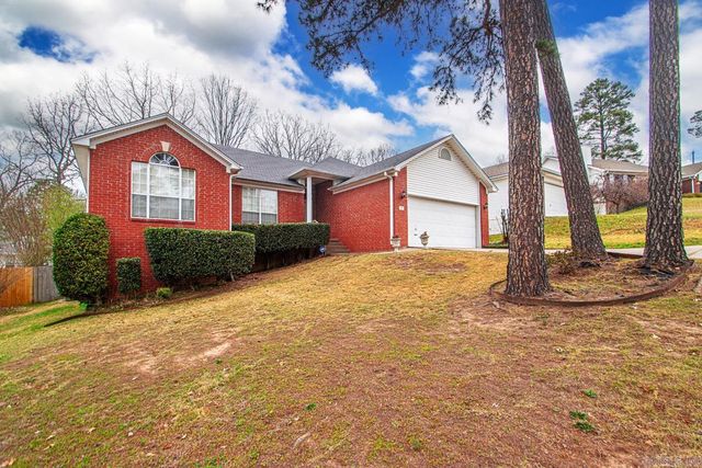 22 Springridge Drive, Little Rock, AR 72211