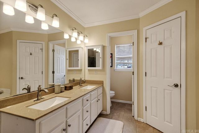 22 Springridge Drive, Little Rock, AR 72211