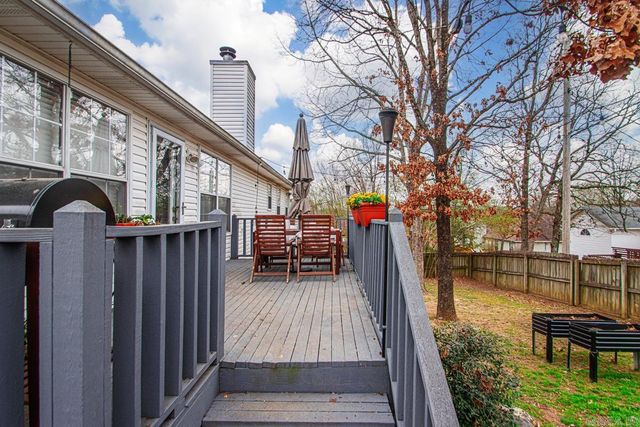 22 Springridge Drive, Little Rock, AR 72211