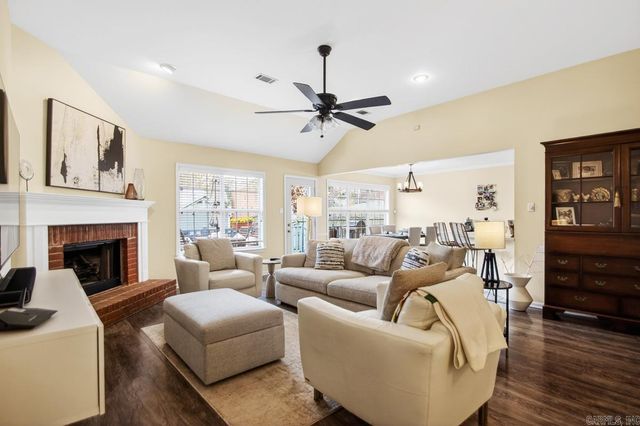 22 Springridge Drive, Little Rock, AR 72211