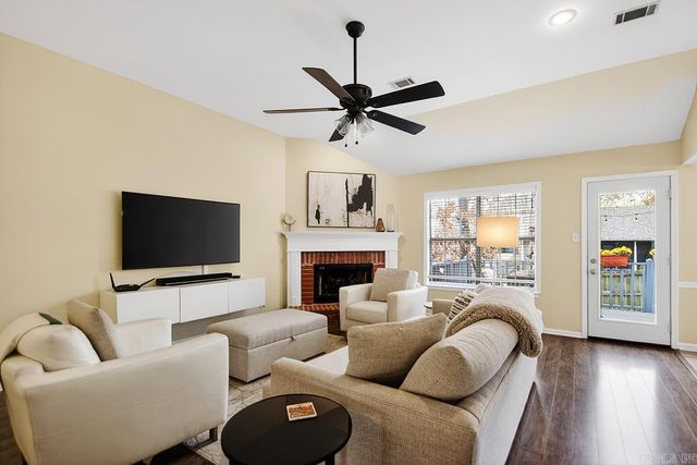 22 Springridge Drive, Little Rock, AR 72211