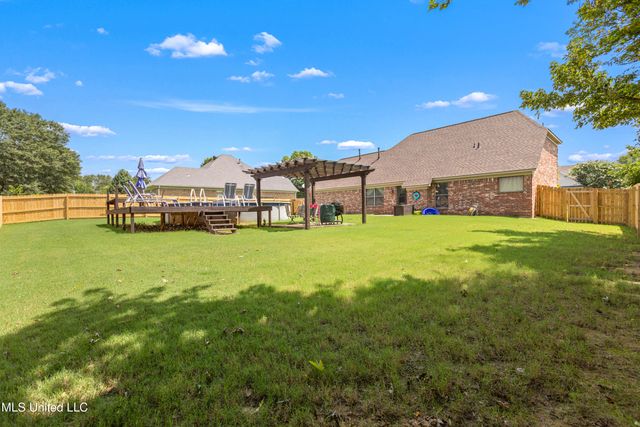 7137 W Arcastle Loop, Southaven, MS 38671