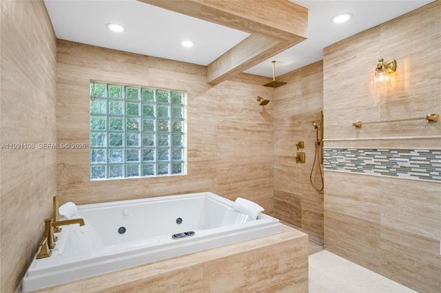 8201 SW 150th Dr, Palmetto Bay, FL 33158