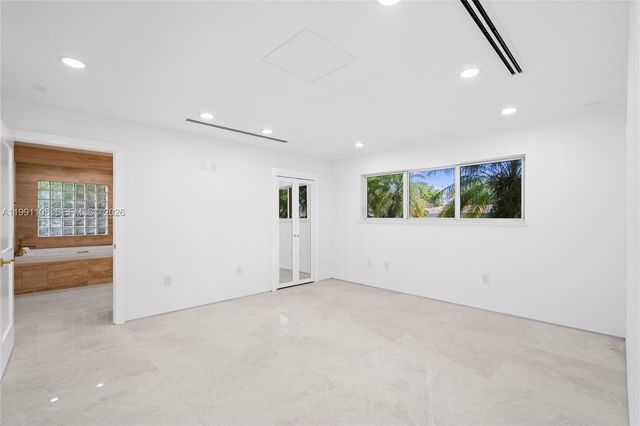 8201 SW 150th Dr, Palmetto Bay, FL 33158