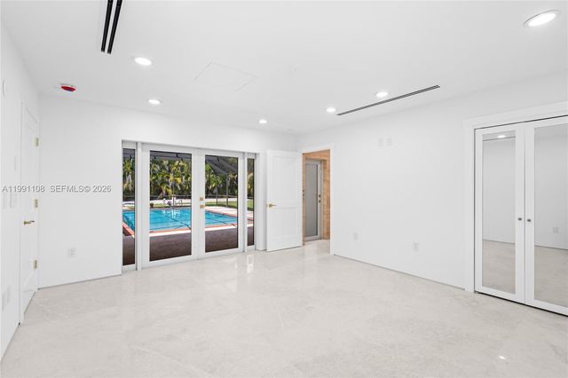 8201 SW 150th Dr, Palmetto Bay, FL 33158