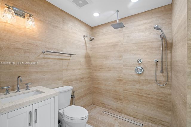 8201 SW 150th Dr, Palmetto Bay, FL 33158