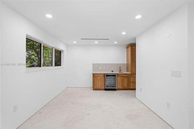 8201 SW 150th Dr, Palmetto Bay, FL 33158