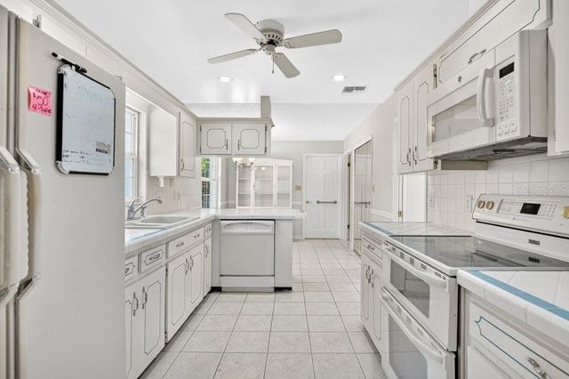 206 CATTAIL COURT, Orlando, FL 32806