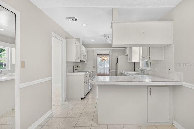 206 CATTAIL COURT, Orlando, FL 32806