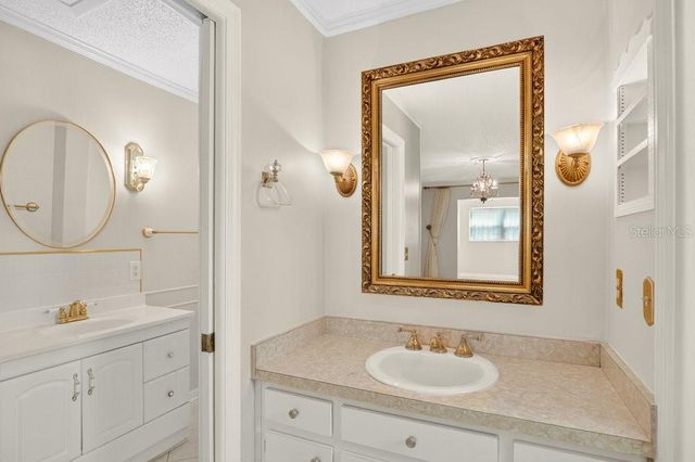 206 CATTAIL COURT, Orlando, FL 32806