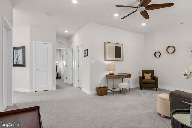 80 BONESET DR, Gettysburg, PA 17325