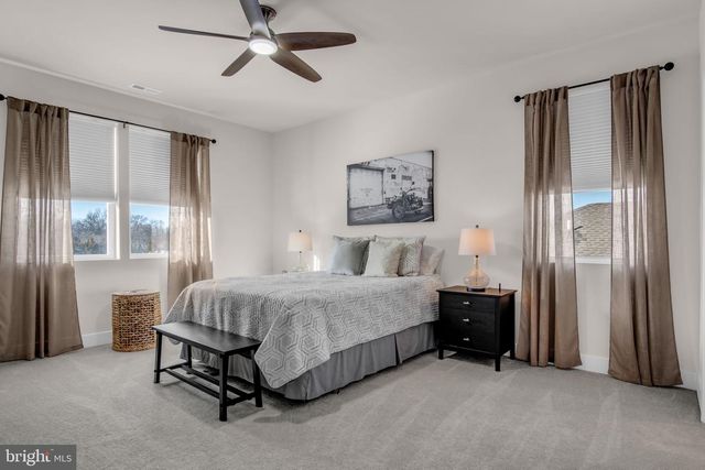 80 BONESET DR, Gettysburg, PA 17325