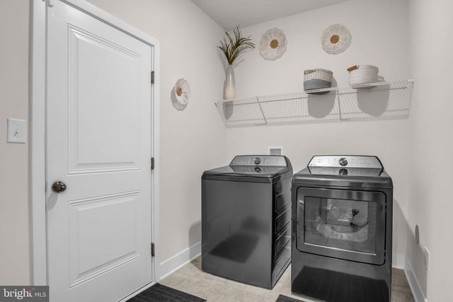 80 BONESET DR, Gettysburg, PA 17325