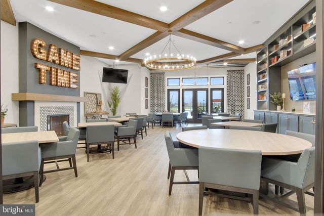 80 BONESET DR, Gettysburg, PA 17325