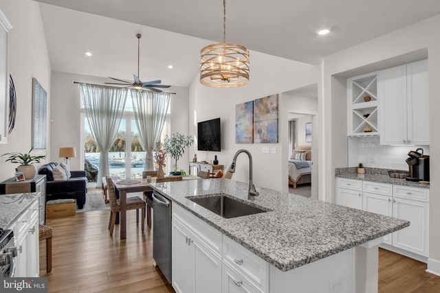 80 BONESET DR, Gettysburg, PA 17325