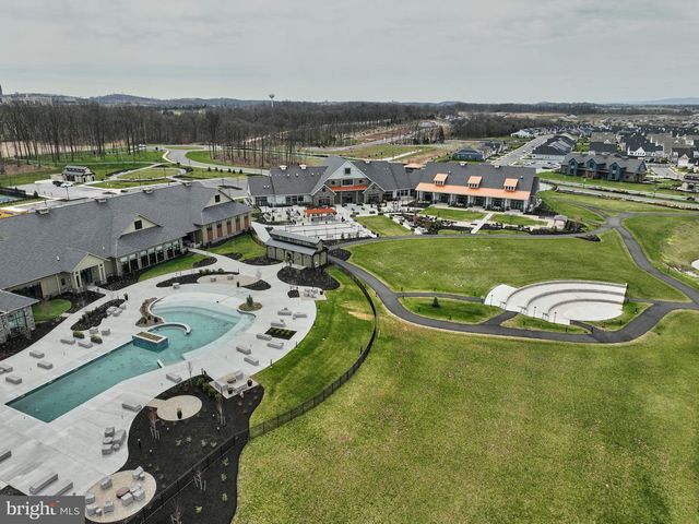 80 BONESET DR, Gettysburg, PA 17325