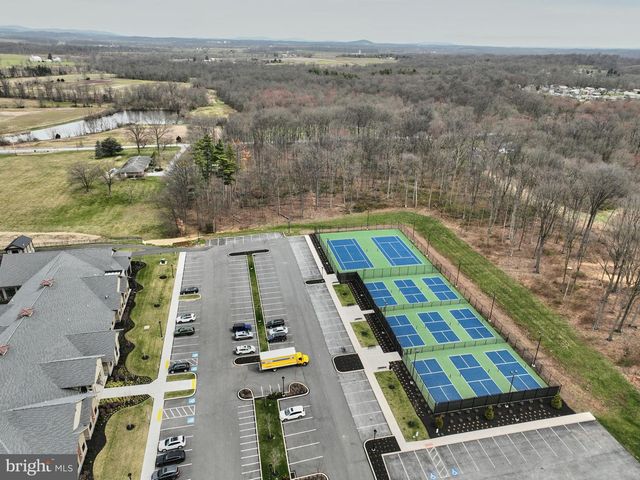 80 BONESET DR, Gettysburg, PA 17325