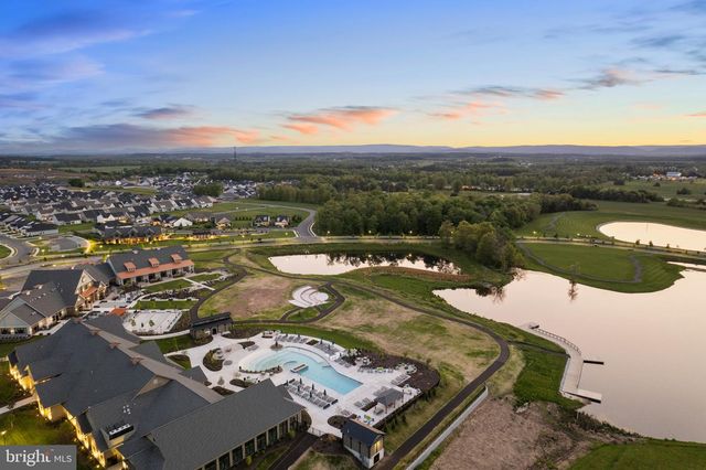 80 BONESET DR, Gettysburg, PA 17325