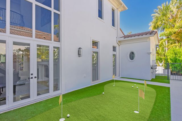 11513 Green Bayberry Drive, Palm Beach Gardens, FL 33418